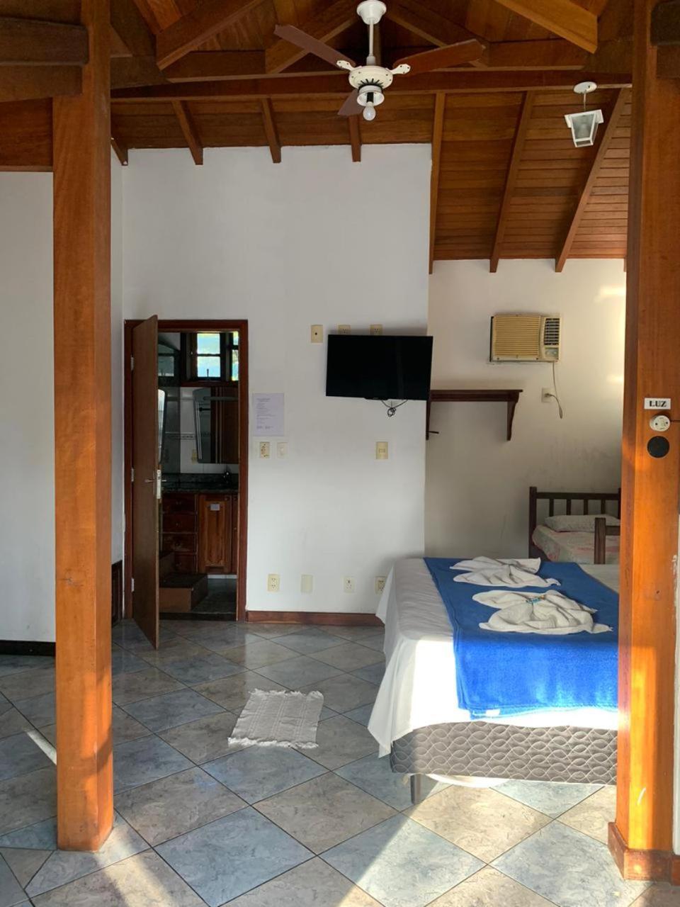 Quarto Triplo Econômico
